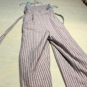 Super cute romper American eagle